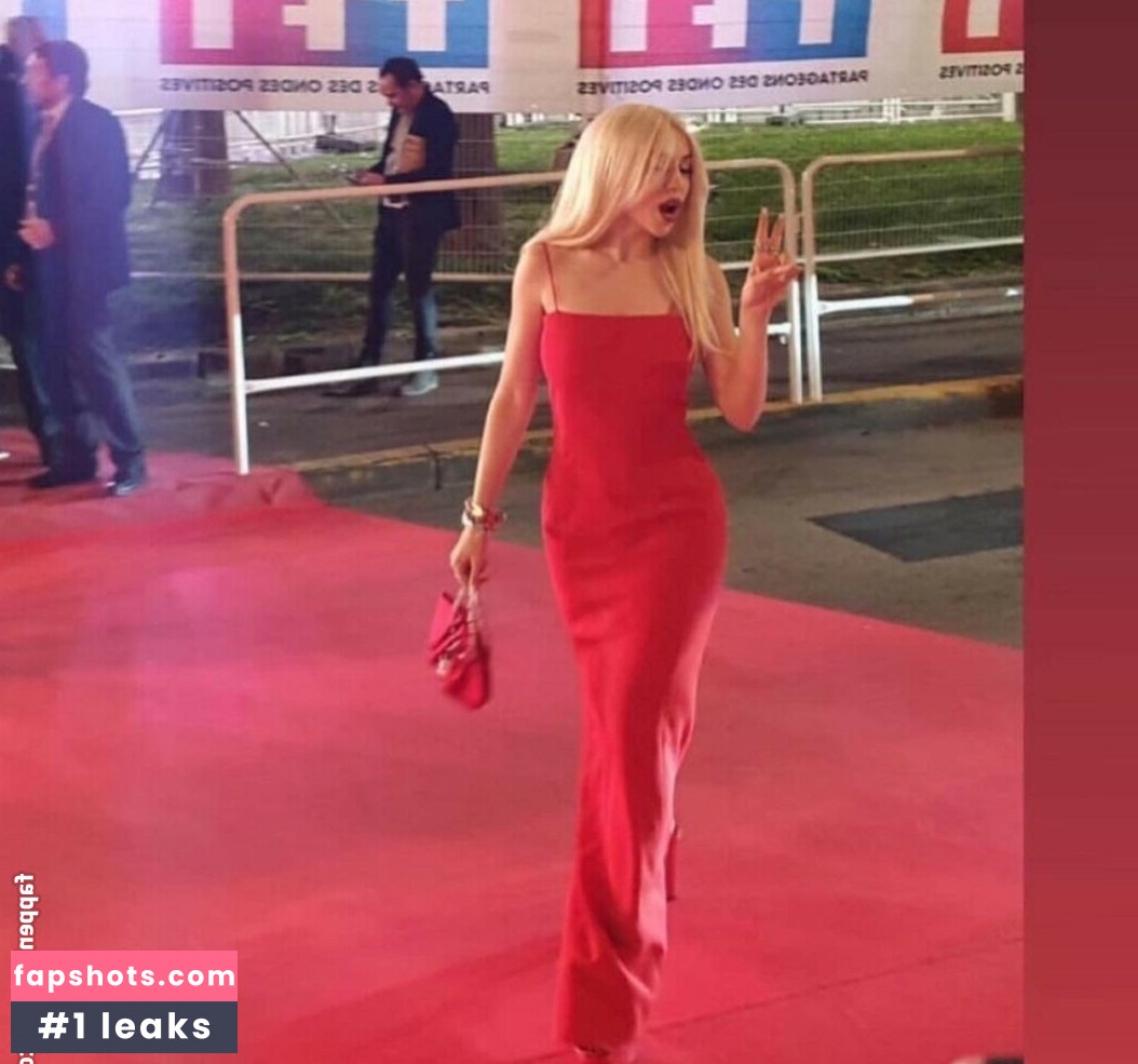 Ava Max Nahé úniky fotek pouze od fanoušků #278 - Fapshots
