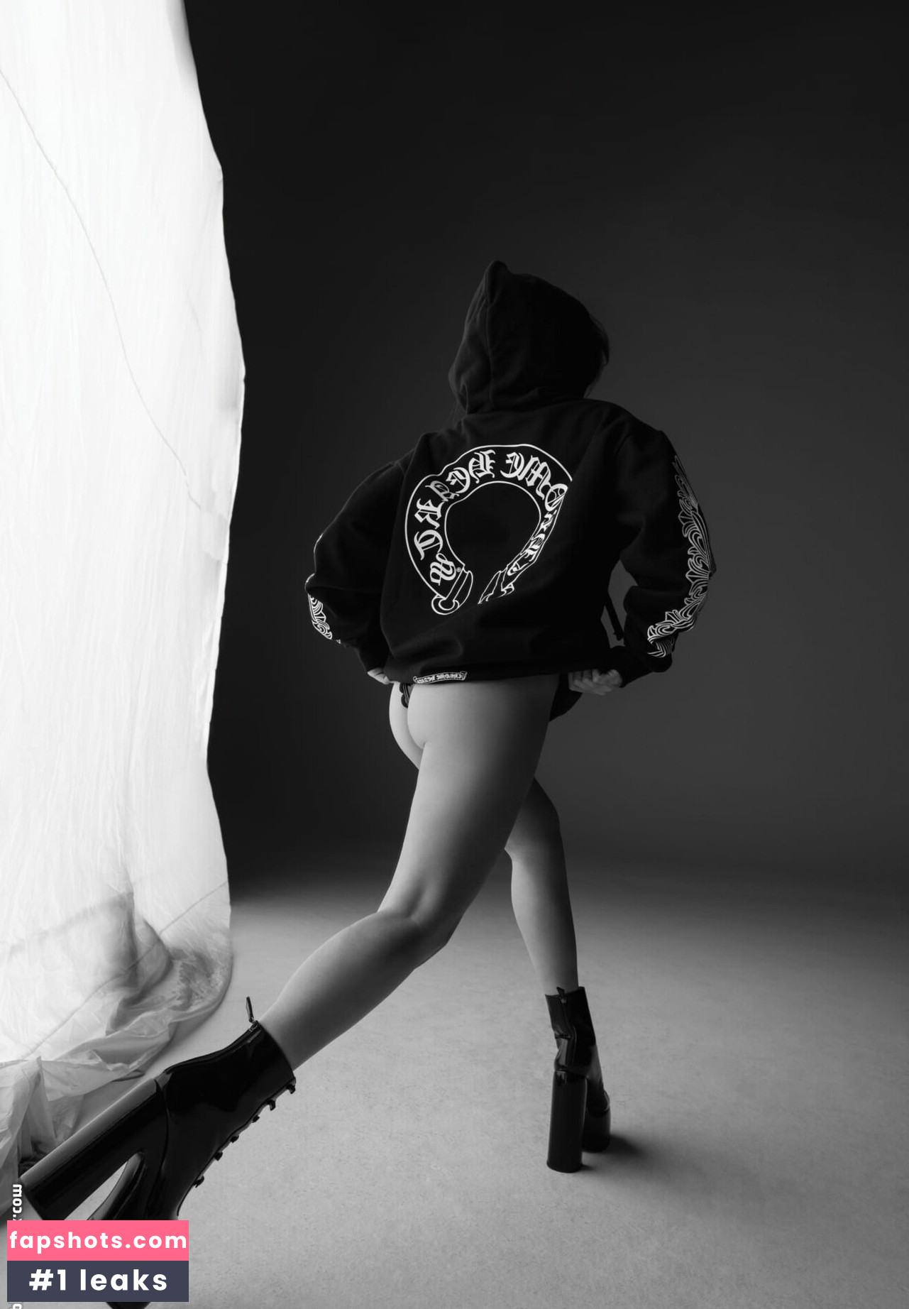 Ava Max Nahé úniky fotek pouze od fanoušků #285 - Fapshots