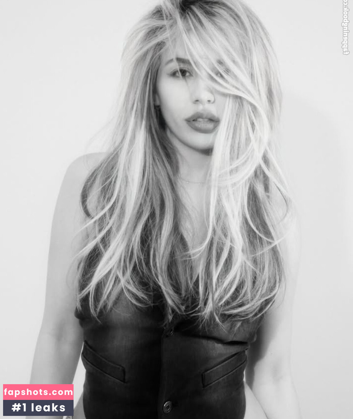 Ava Max Nude Leaks OnlyFans Photos #70 - LeakJerk