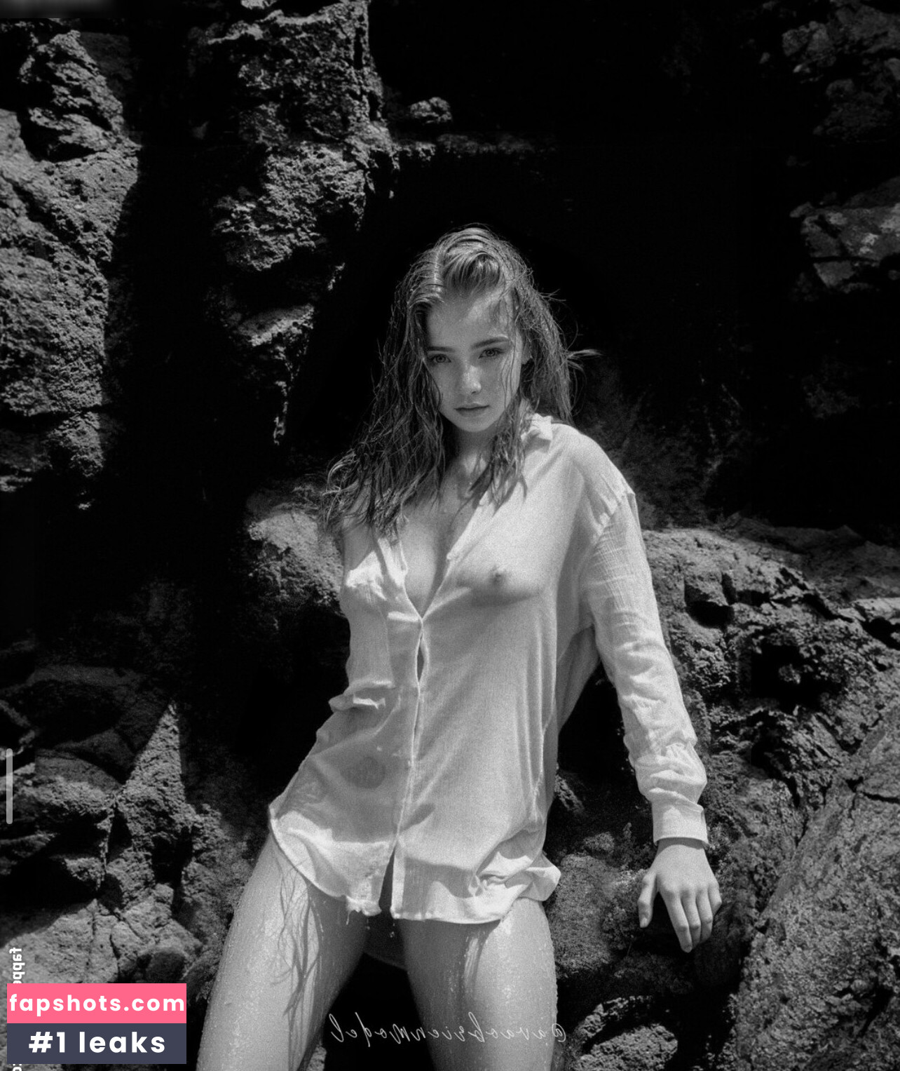 Ava O'Brien gallery photo #16