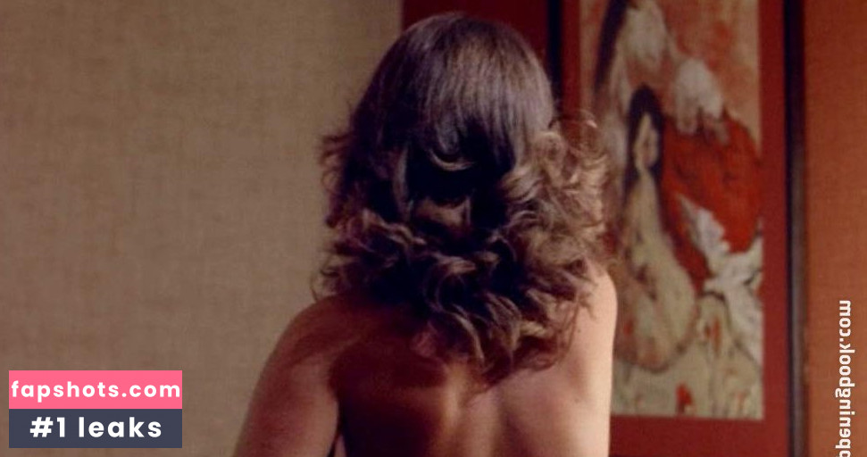 Ava Readdy gallery photo #3