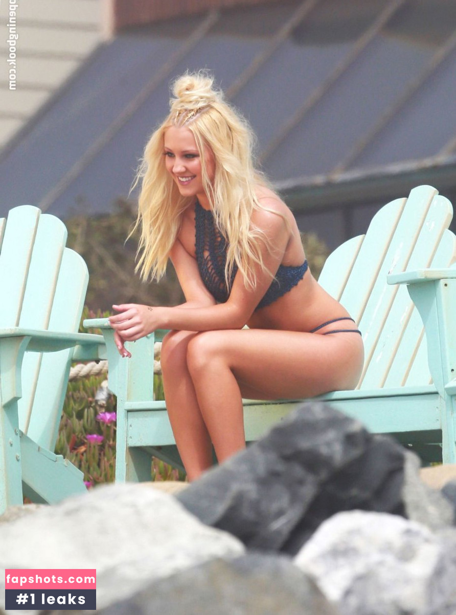 Ava Sambora gallery photo #66