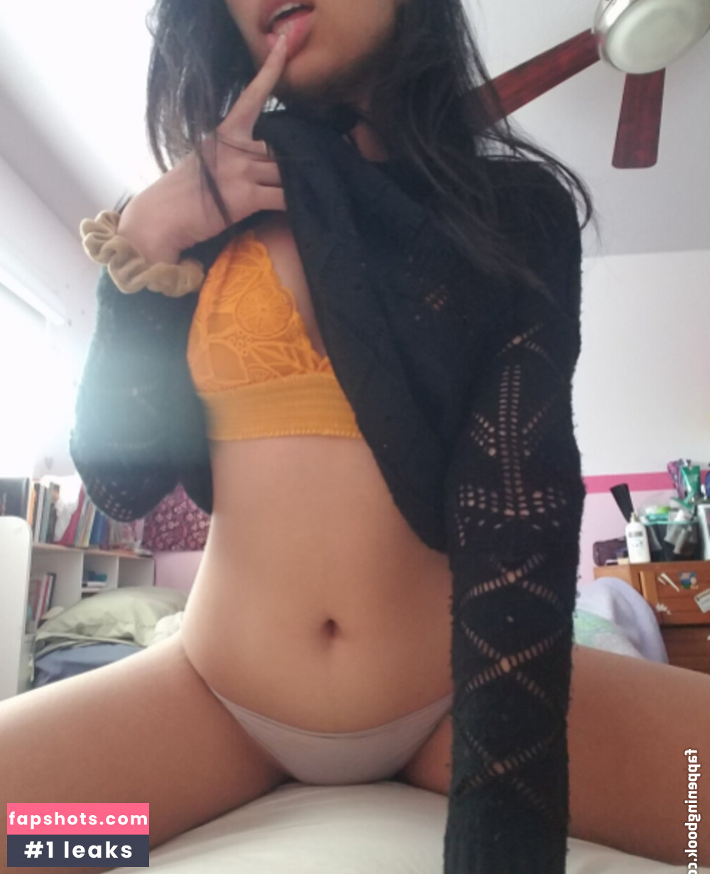 Ava Tran gallery photo #27