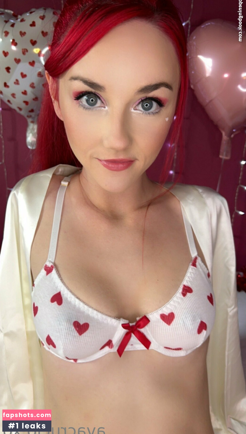 avacruciofree gallery photo #2