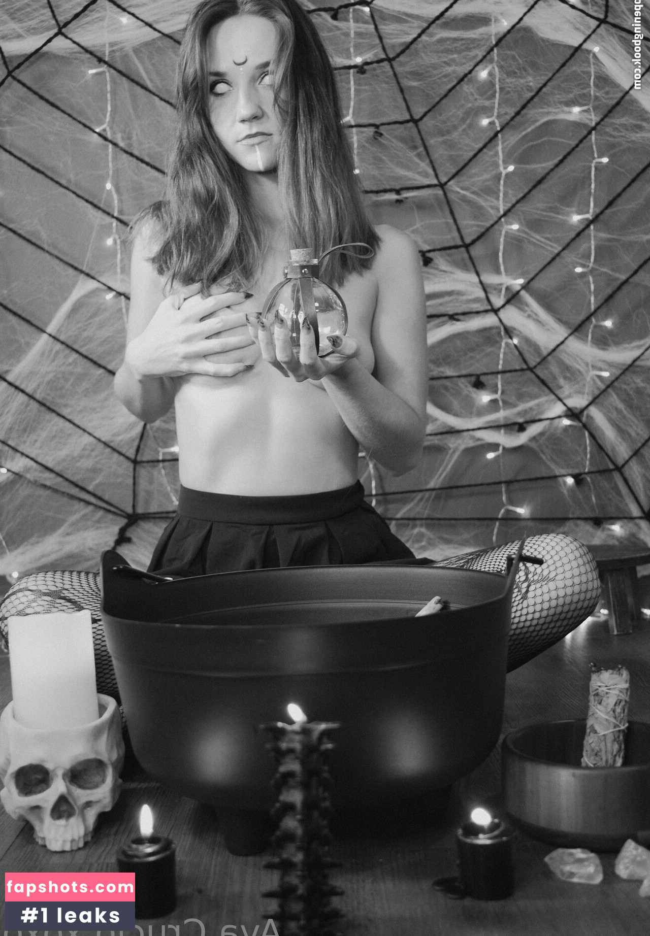 avacruciofree gallery photo #6