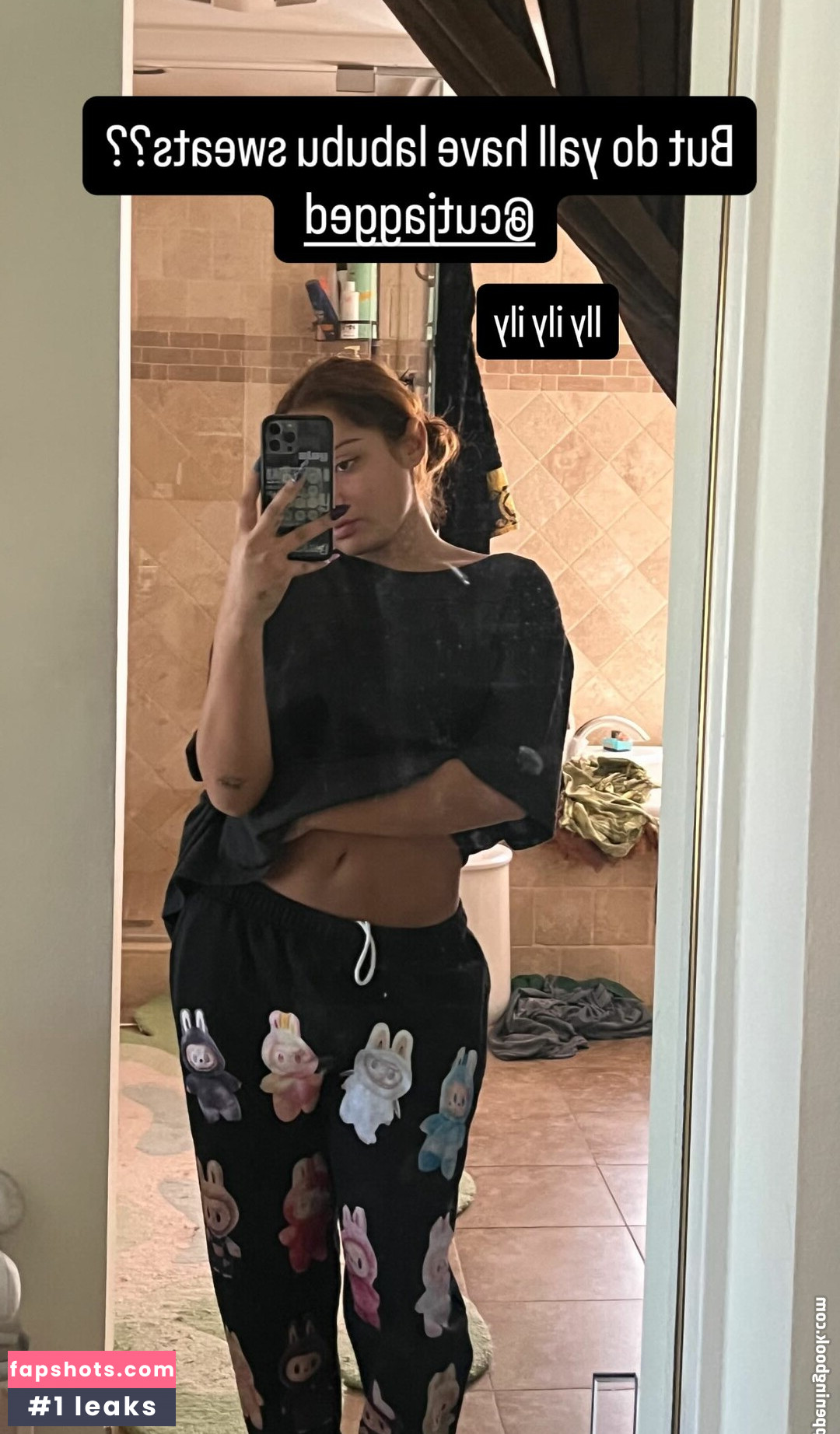 Avani Gregg gallery photo #32