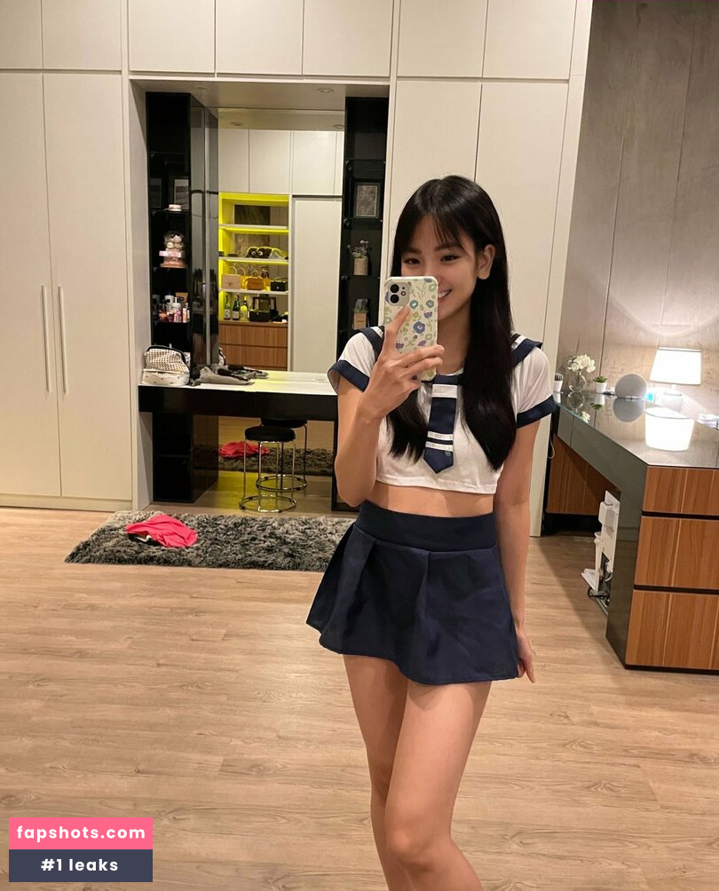 Aveline Liu Nude Leaks OnlyFans - Fapshots