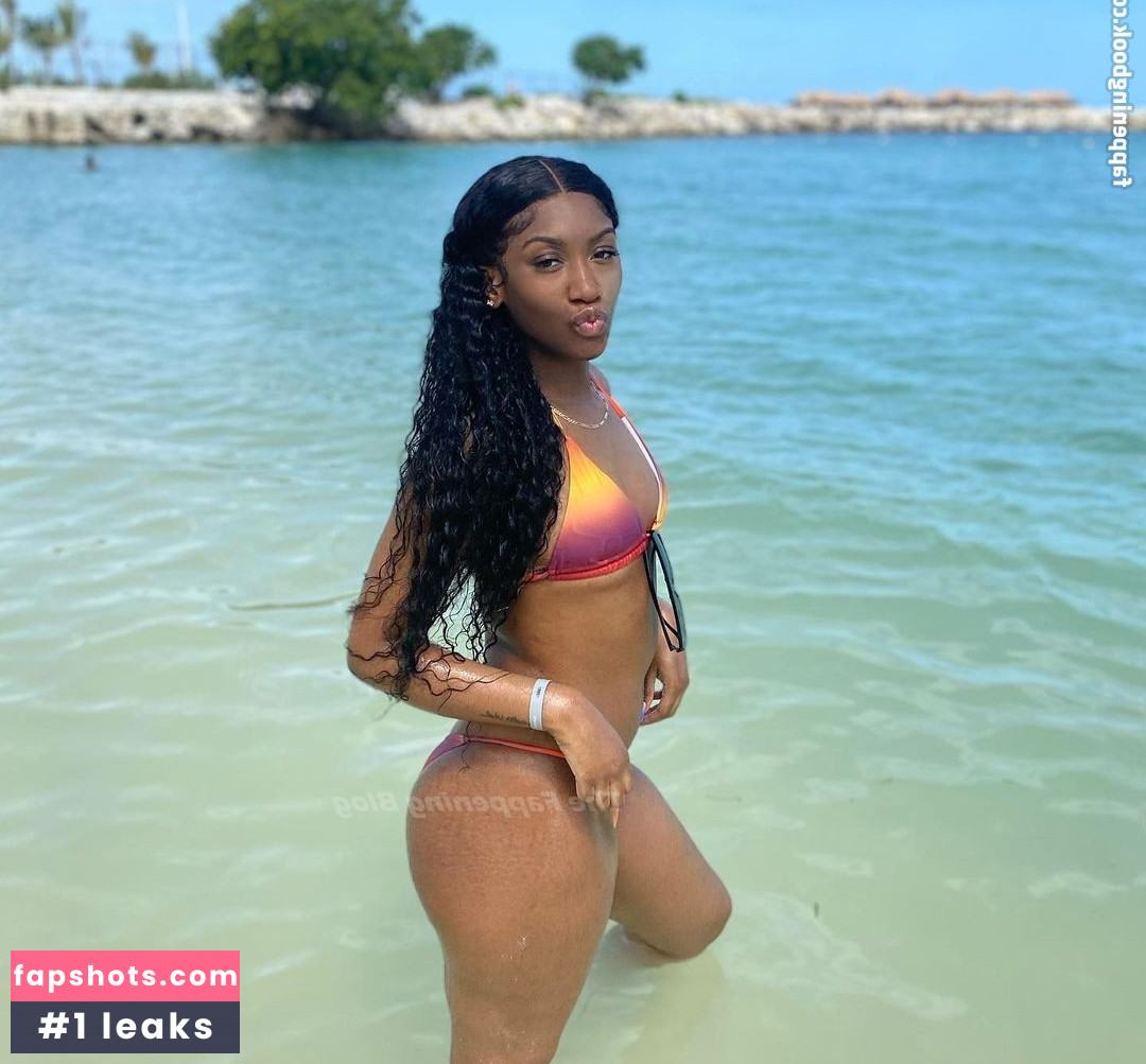 Avery Sterling Nude Leaks OnlyFans Photos #5 - LeakJerk