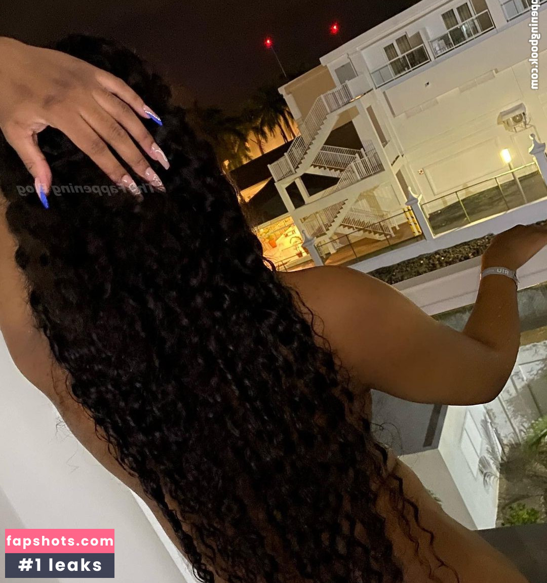 Avery Sterling Nude Leaks OnlyFans Photos #9 - LeakJerk