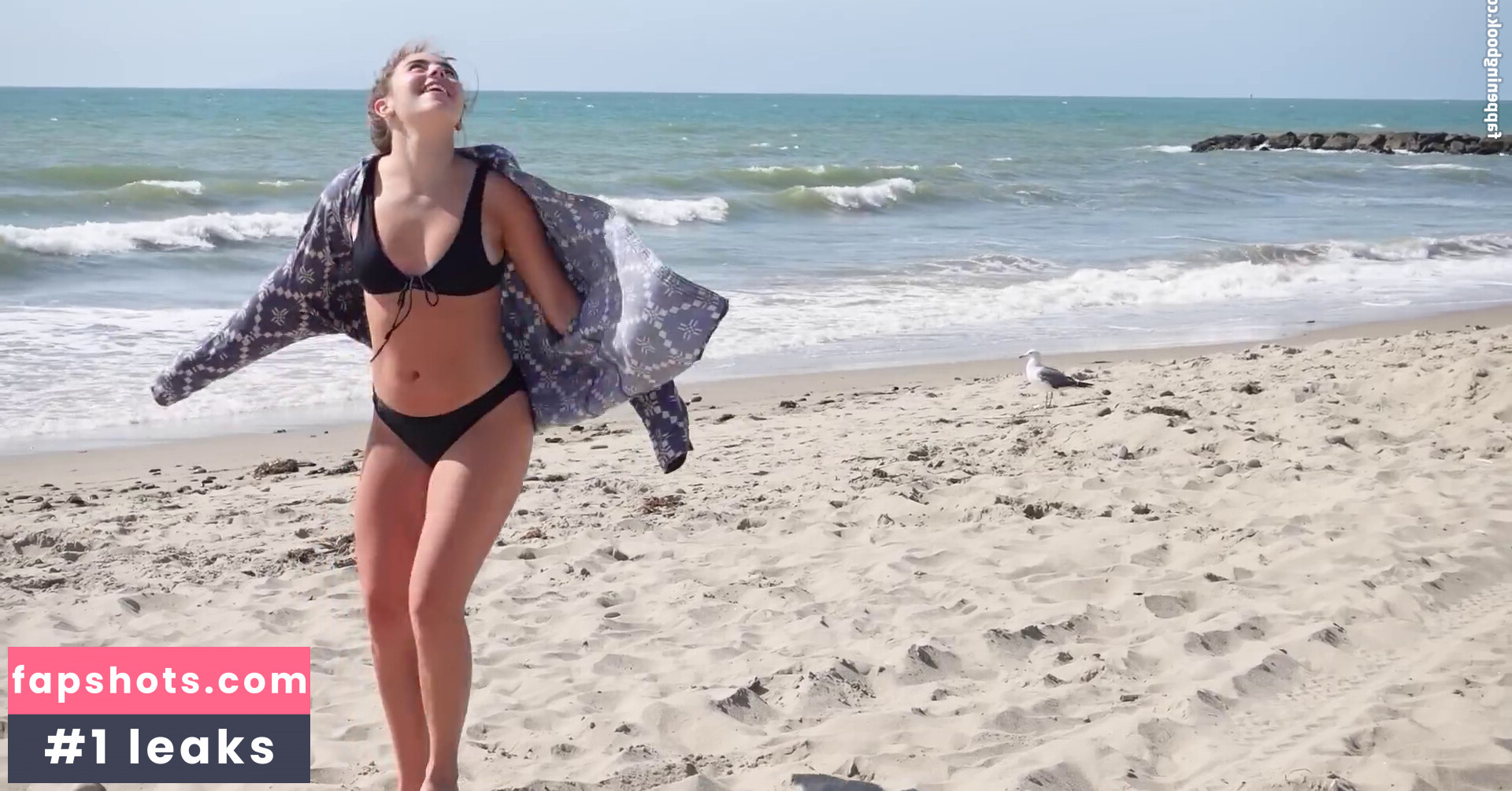 Avia Butler gallery photo #17