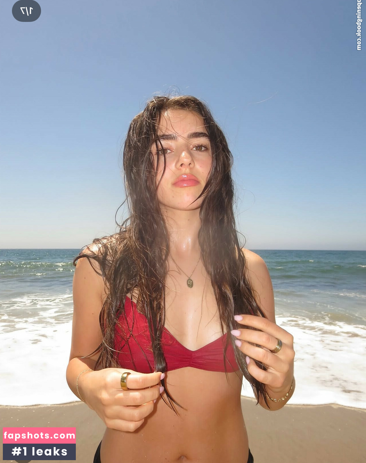 Avia Butler gallery photo #5