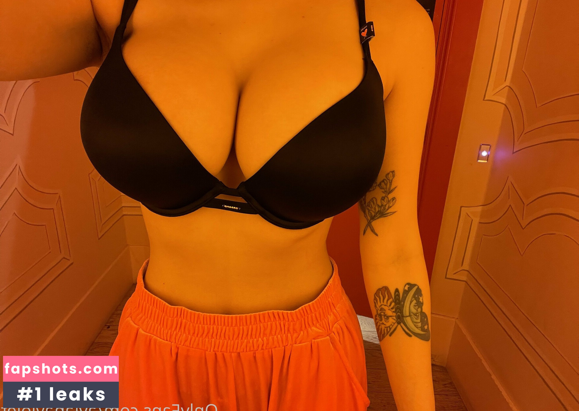 avianaviolet Filtración Desnuda OnlyFans Foto #31 - Fapshots