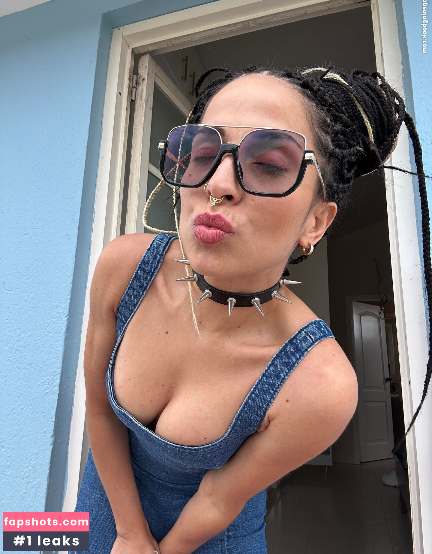 avislovee gallery photo #23