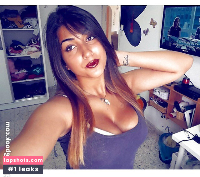 Avital Akko gallery photo #28