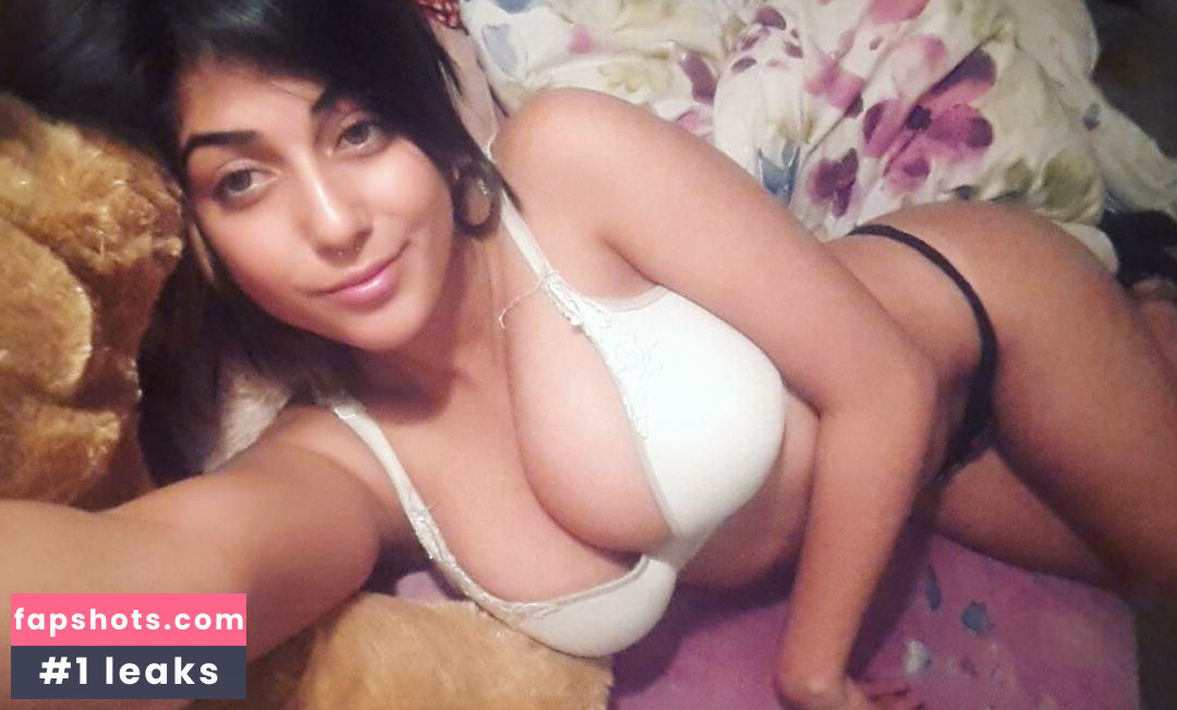 Avital Akko gallery photo #32