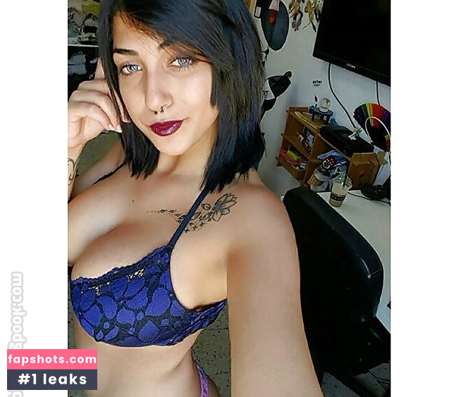 Avital Akko gallery photo #36