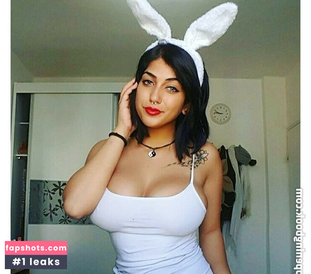 Avital Akko gallery photo #43