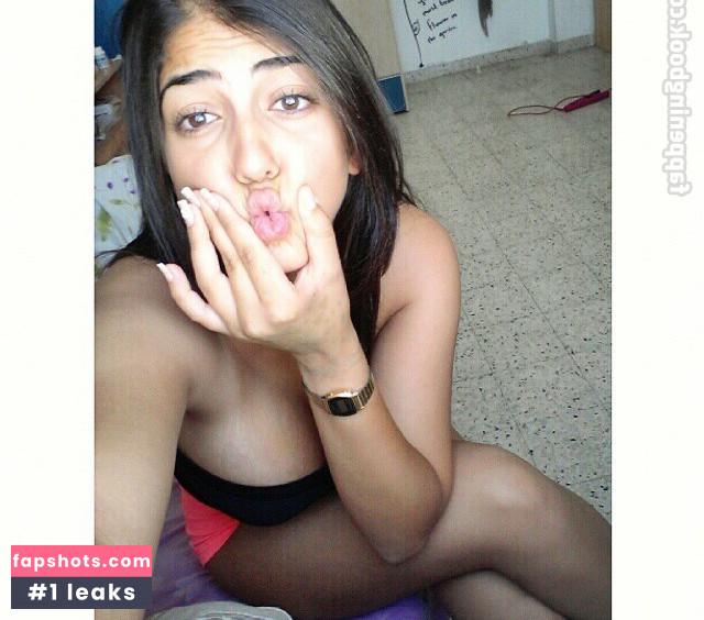 Avital Akko gallery photo #10