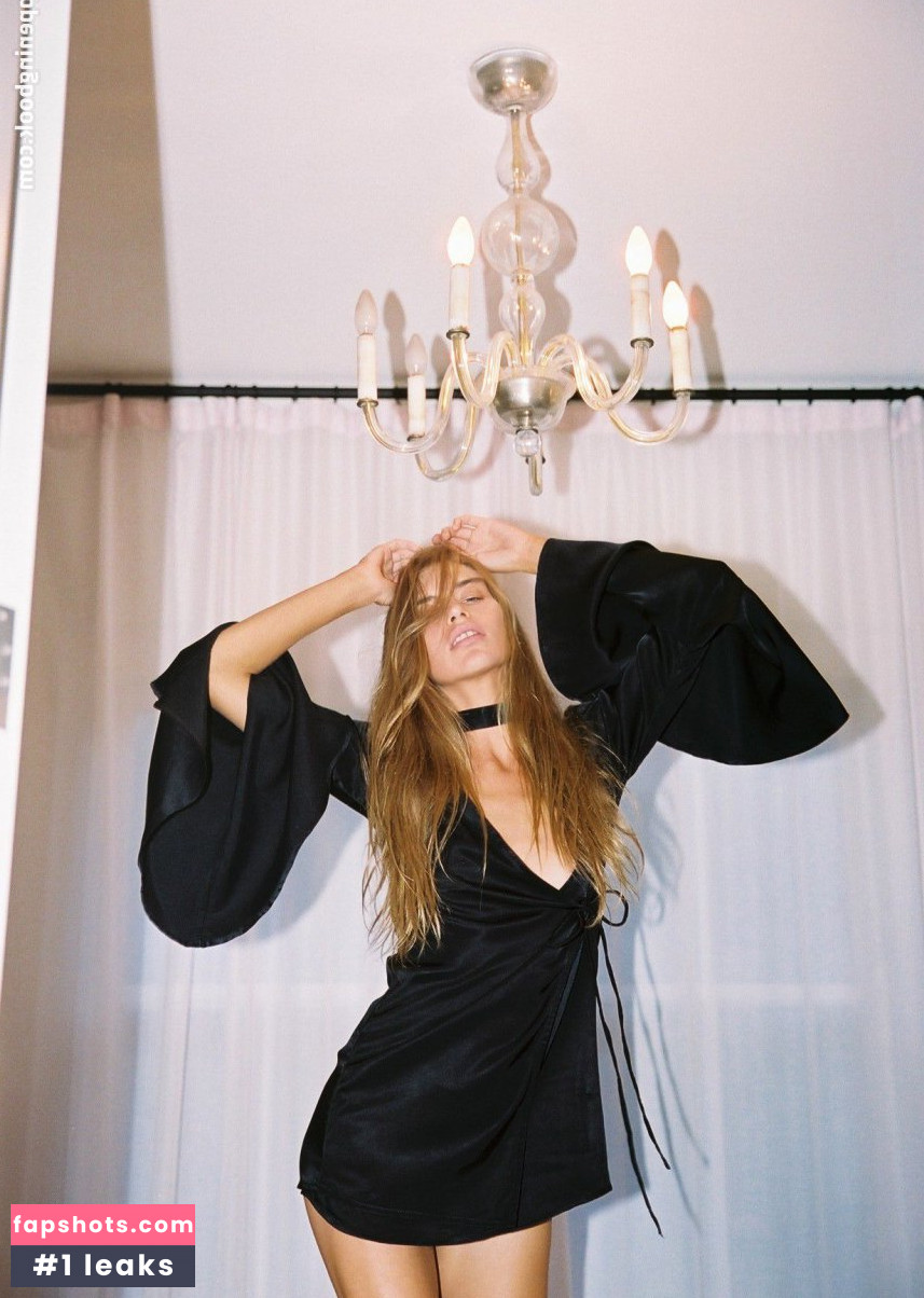 Avril Alexander gallery photo #24