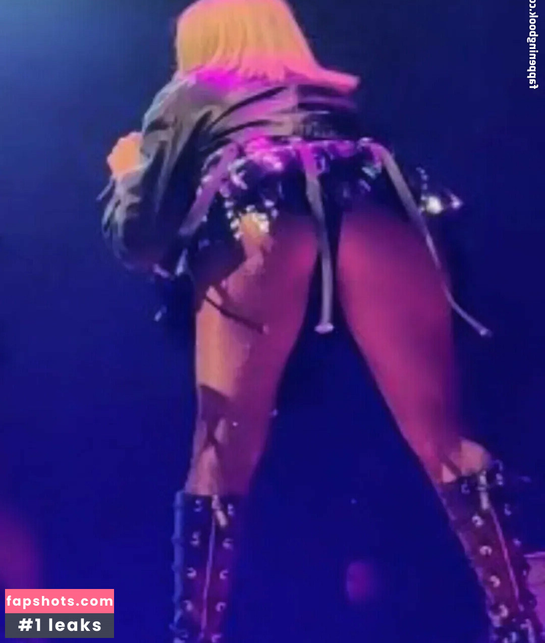 Avril Lavigne Nahé úniky fotek pouze od fanoušků #2 - Fapshots