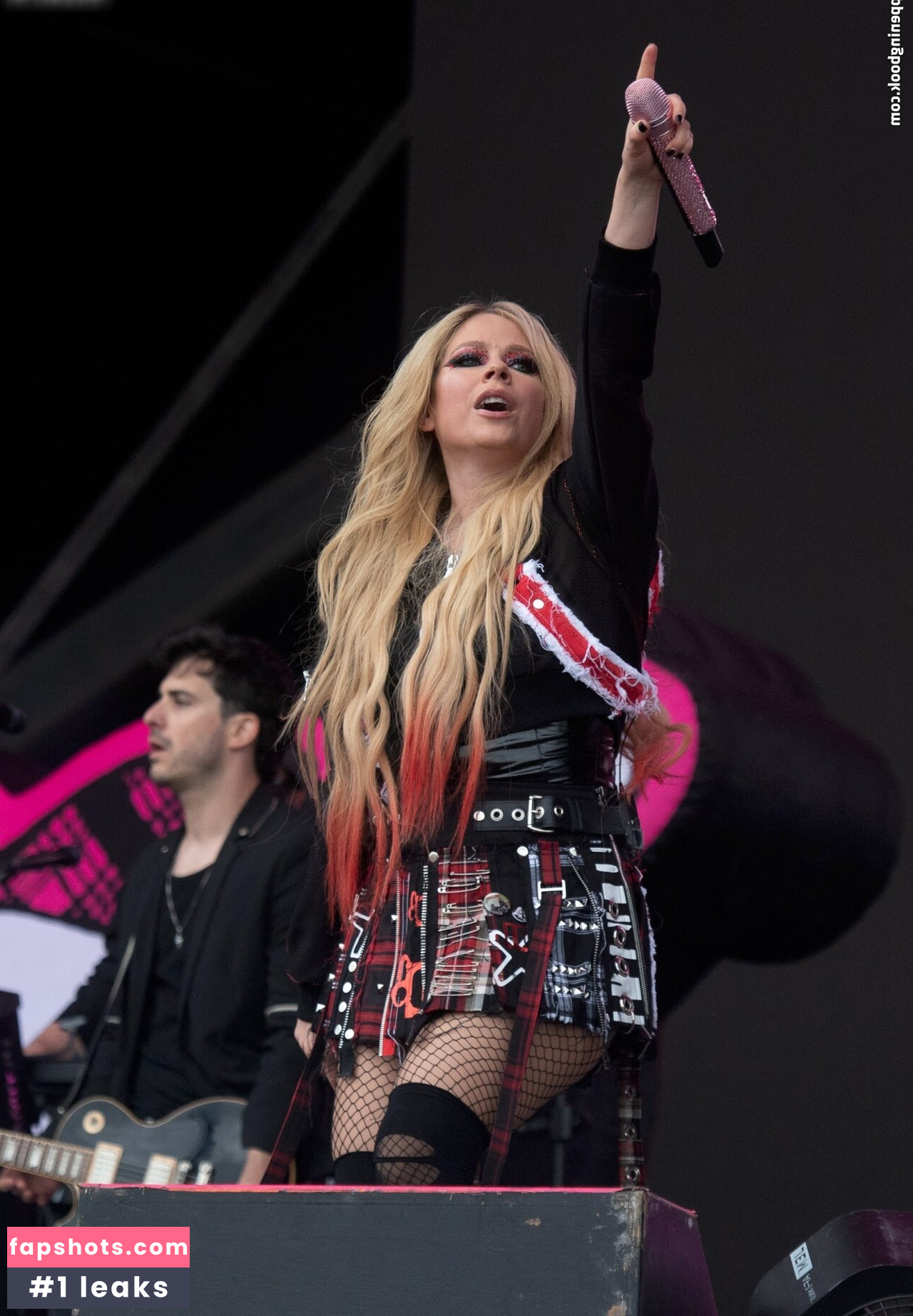 Avril Lavigne Nahé úniky fotek pouze od fanoušků #101 - Fapshots