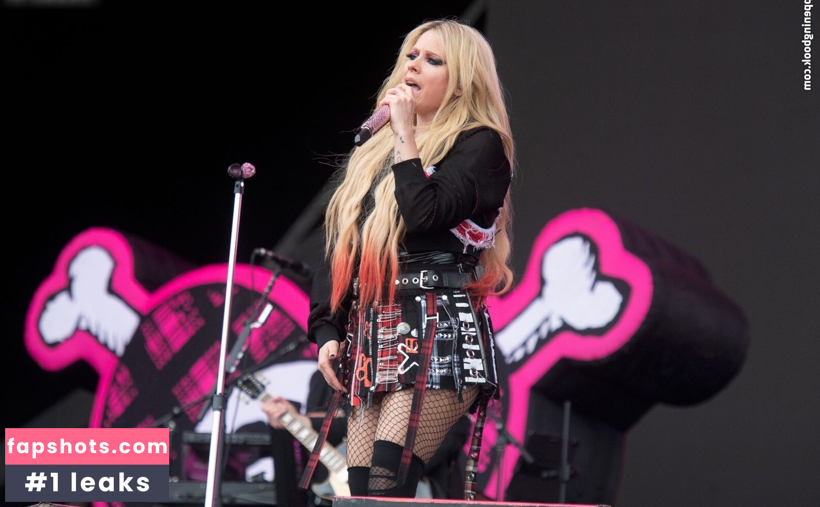 Avril Lavigne Nahé úniky fotek pouze od fanoušků #103 - Fapshots