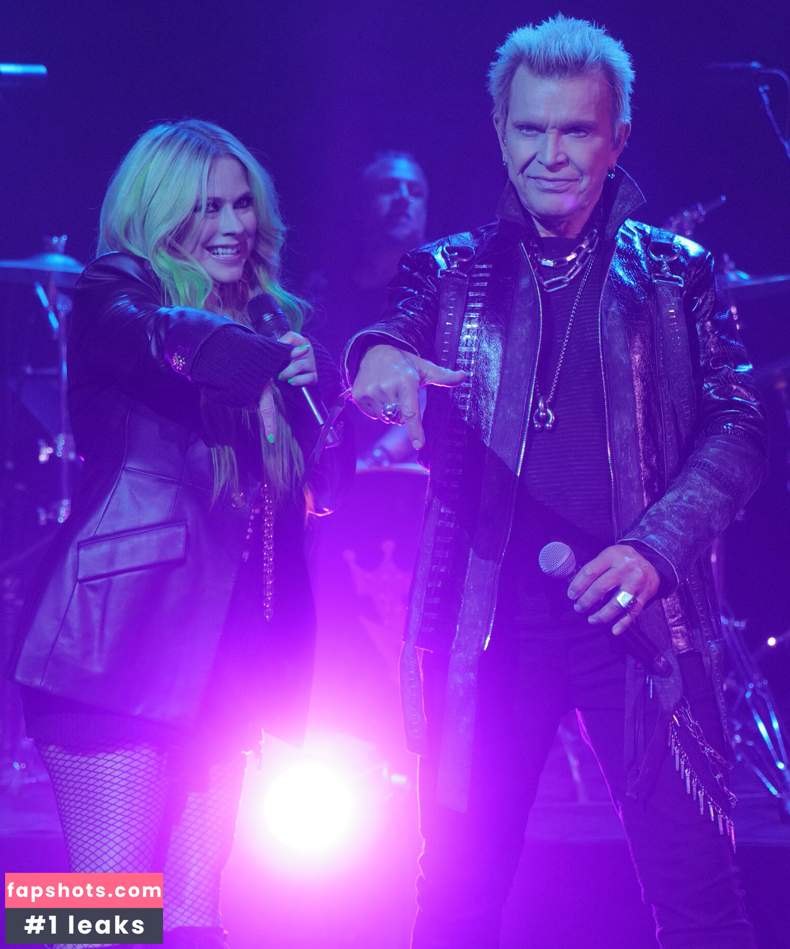 Avril Lavigne Nahé úniky fotek pouze od fanoušků #14 - Fapshots