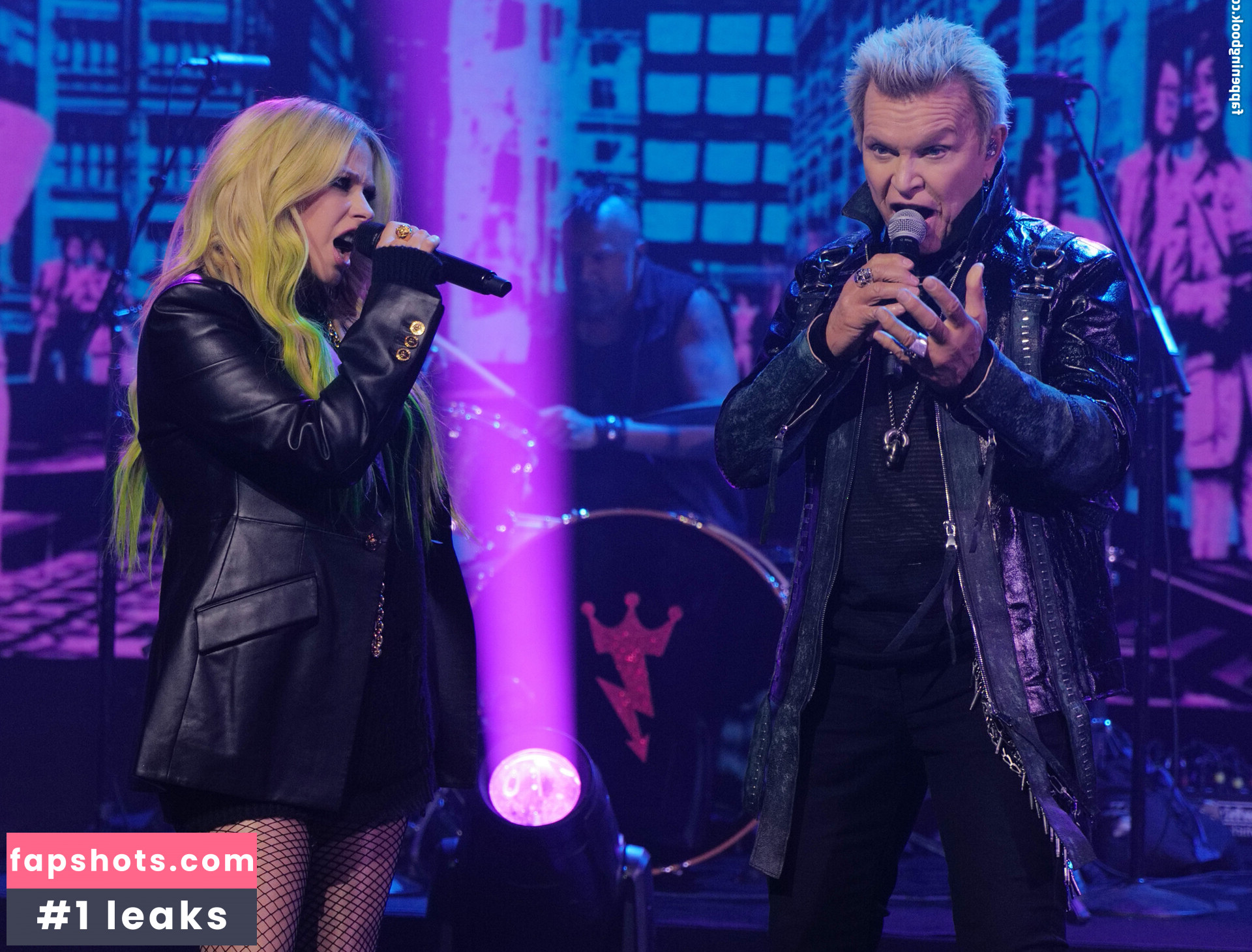 Avril Lavigne Nahé úniky fotek pouze od fanoušků #18 - Fapshots