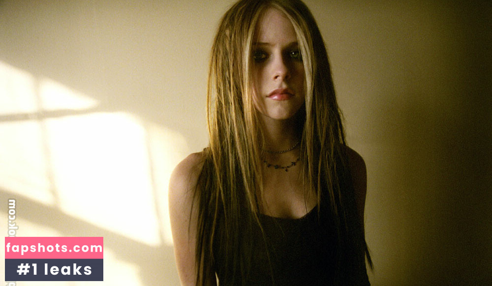 Avril Lavigne Nahé úniky fotek pouze od fanoušků #197 - Fapshots