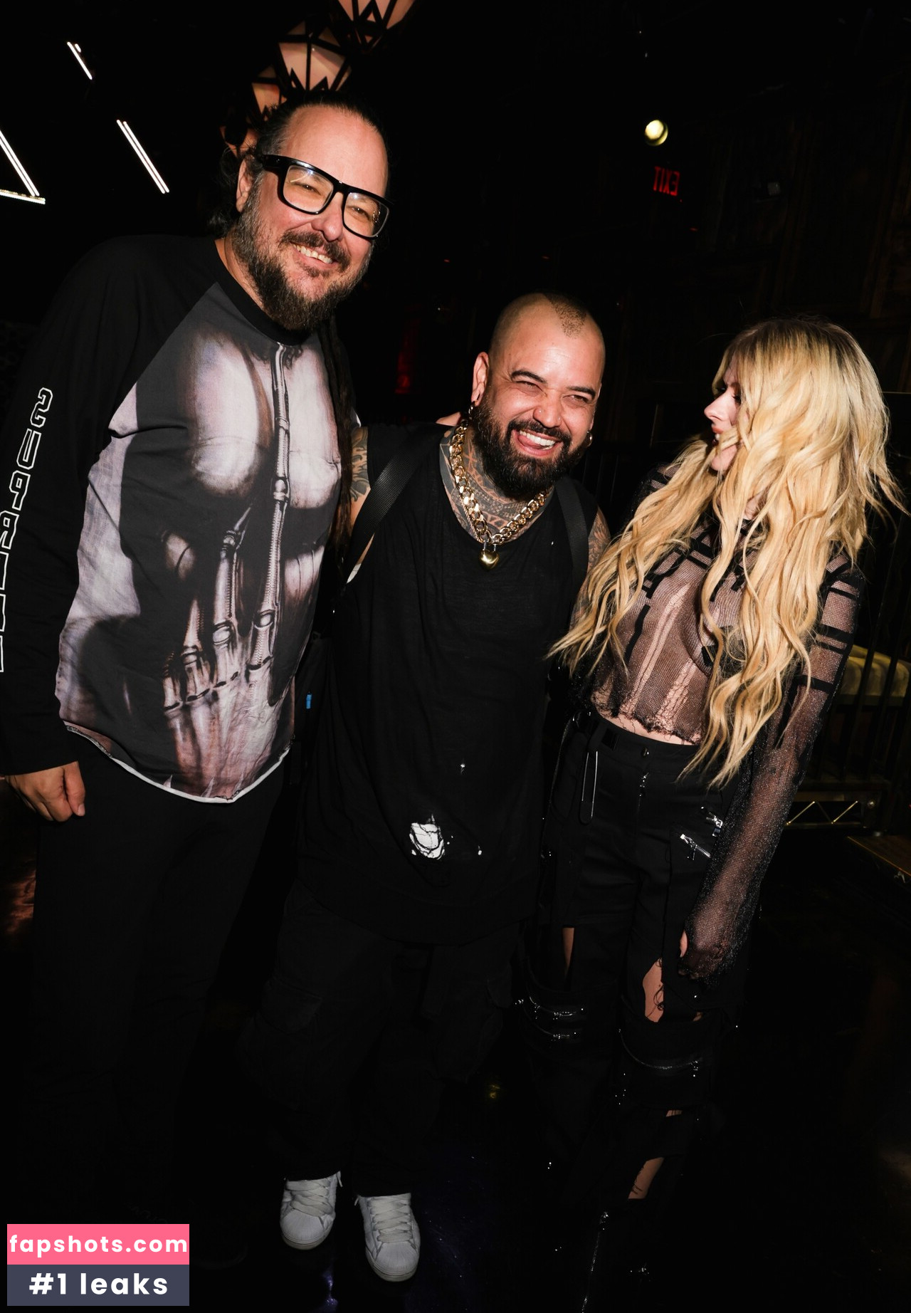 Avril Lavigne Filtración Desnuda OnlyFans Foto #203 - Fapshots