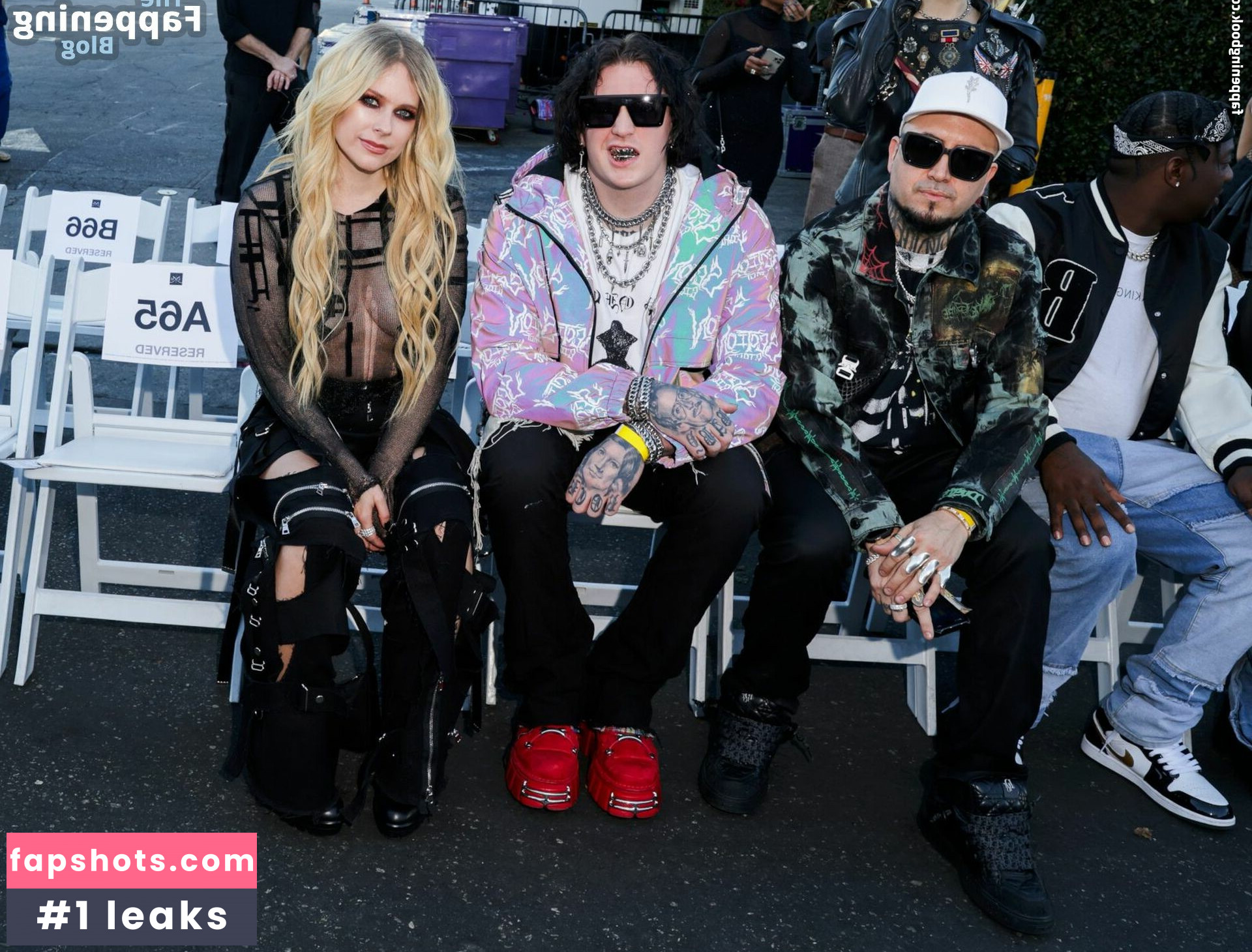 Avril Lavigne Filtración Desnuda OnlyFans Foto #218 - Fapshots