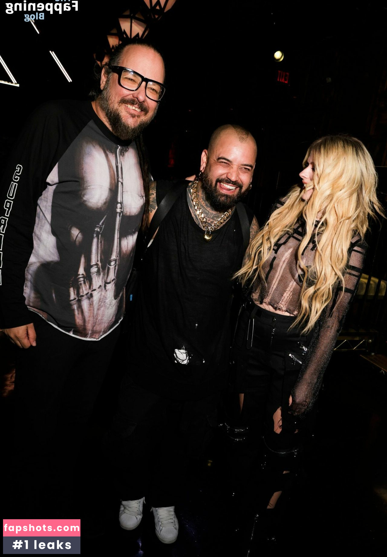 Avril Lavigne Filtración Desnuda OnlyFans Foto #220 - Fapshots