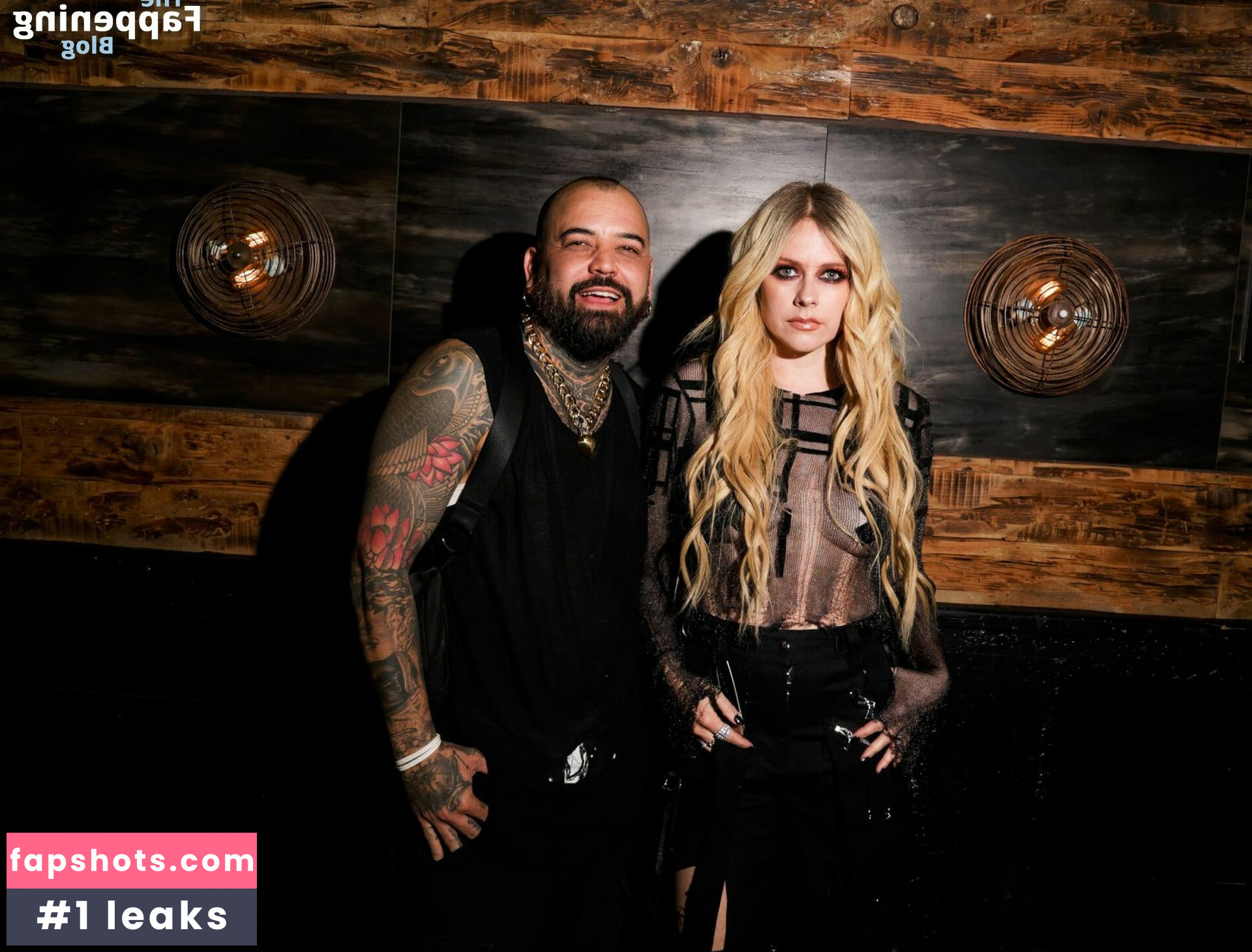 Avril Lavigne Filtración Desnuda OnlyFans Foto #224 - Fapshots