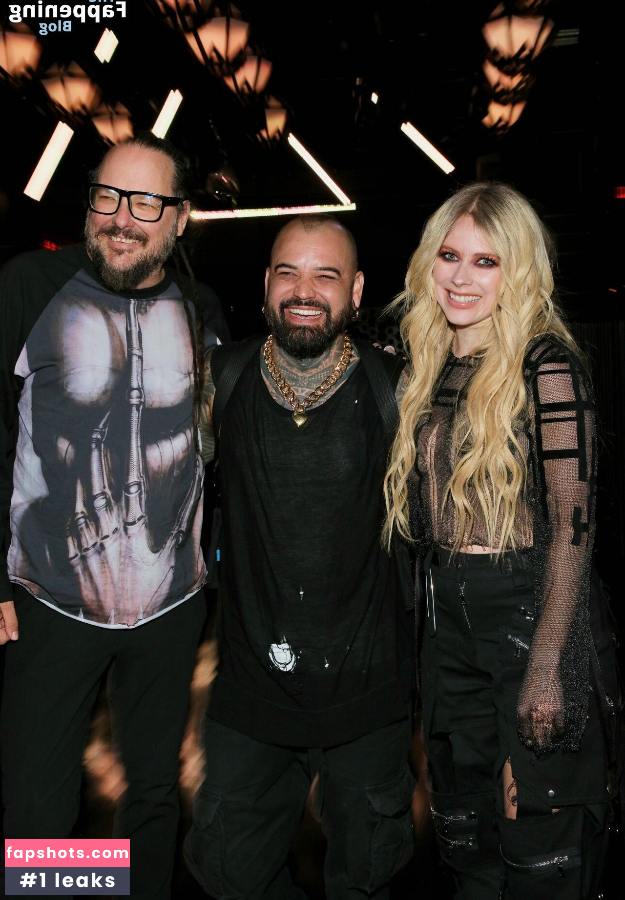 Avril Lavigne Filtración Desnuda OnlyFans Foto #228 - Fapshots