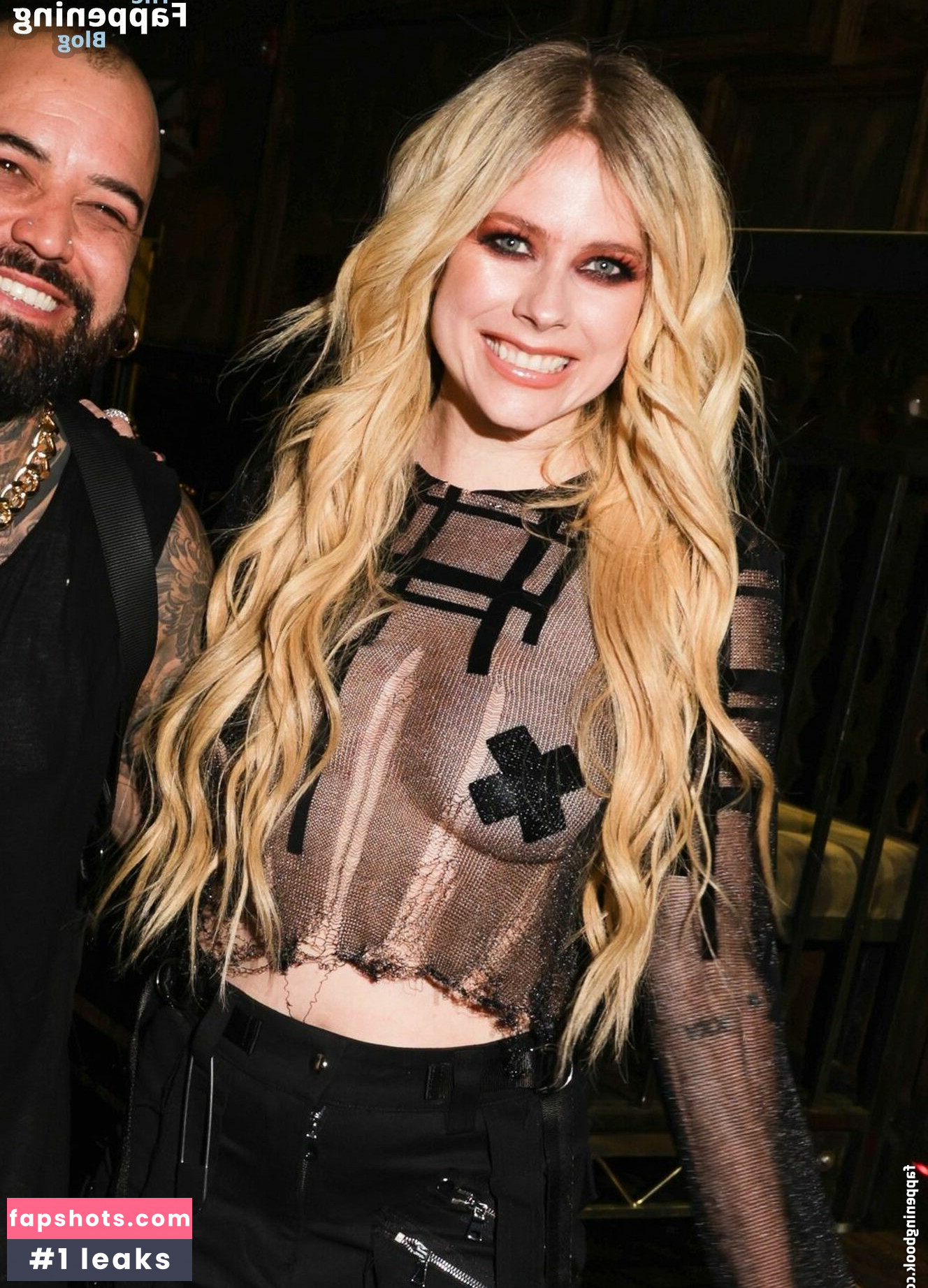 Avril Lavigne Filtración Desnuda OnlyFans Foto #229 - Fapshots