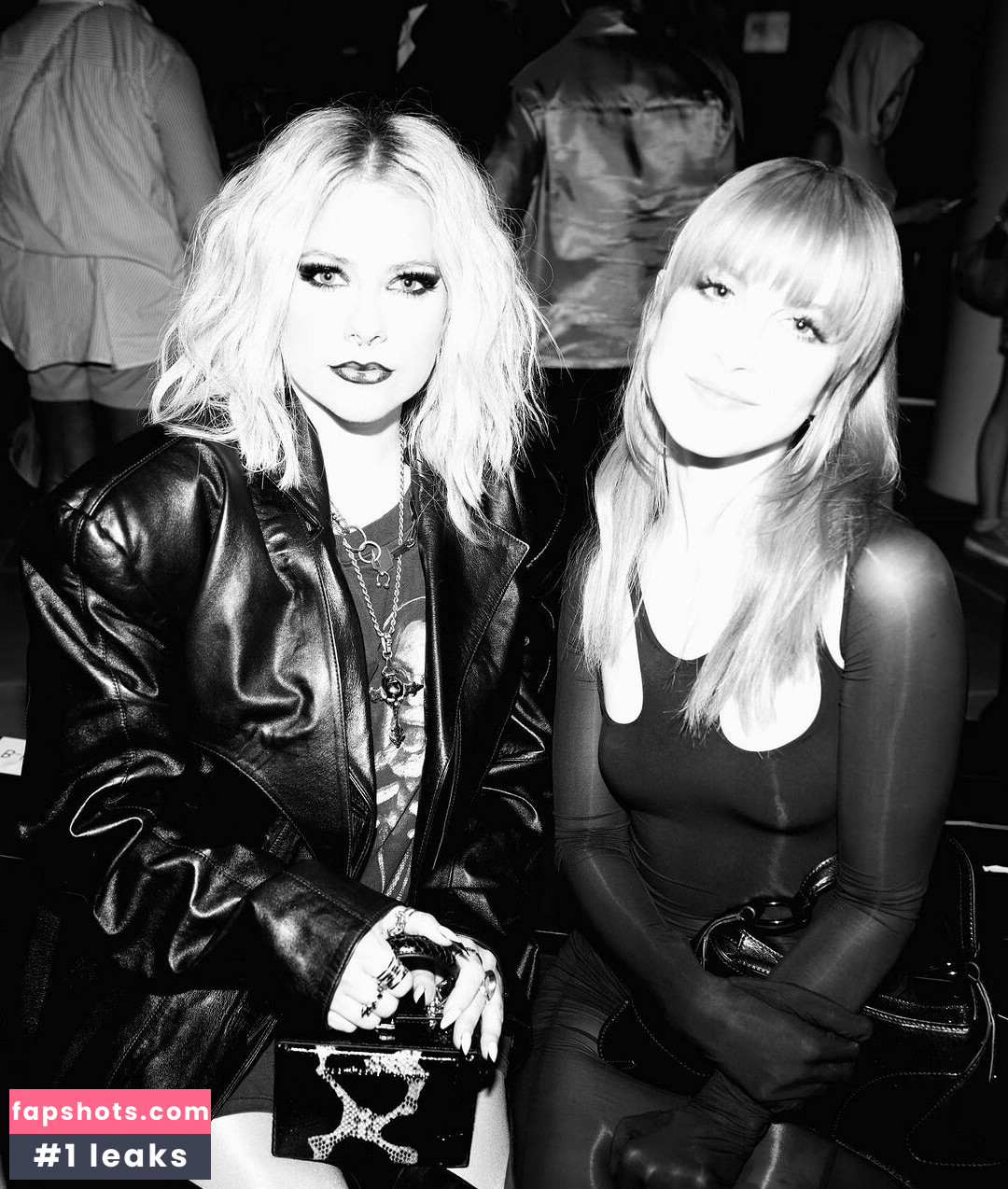 Avril Lavigne Filtración Desnuda OnlyFans Foto #242 - Fapshots