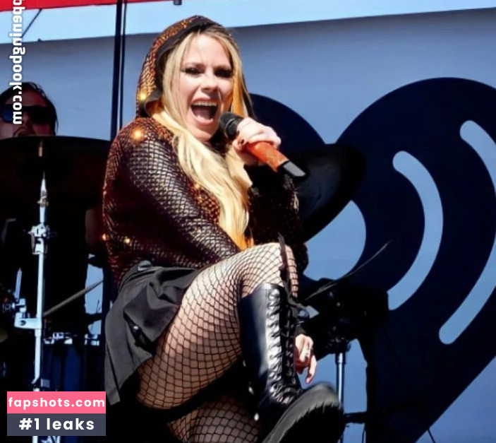 Avril Lavigne Nahé úniky fotek pouze od fanoušků #367 - Fapshots