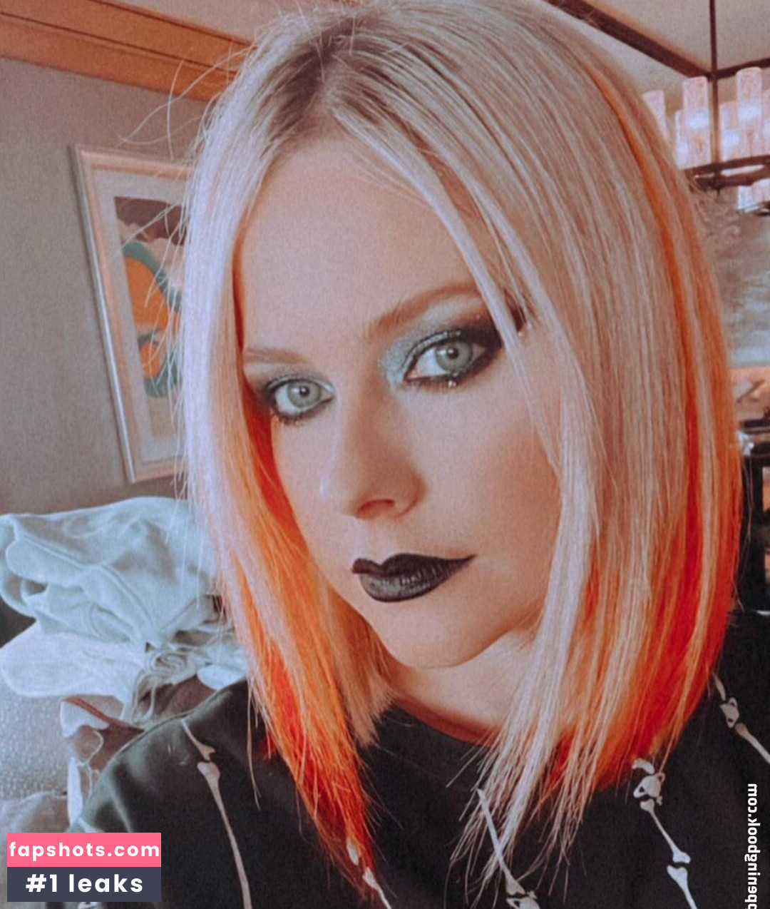 Avril Lavigne Nude Leaks OnlyFans Photos #422 - LeakJerk