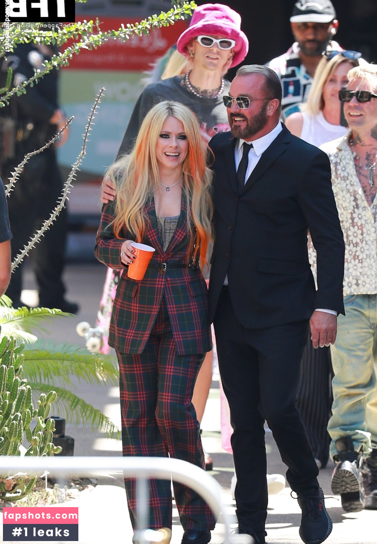 Avril Lavigne Nude Leaks OnlyFans Photos #462 - LeakJerk