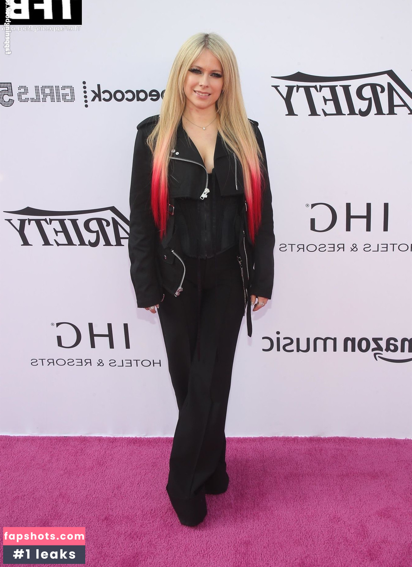 Avril Lavigne Nude Leaks OnlyFans Photos #501 - LeakJerk