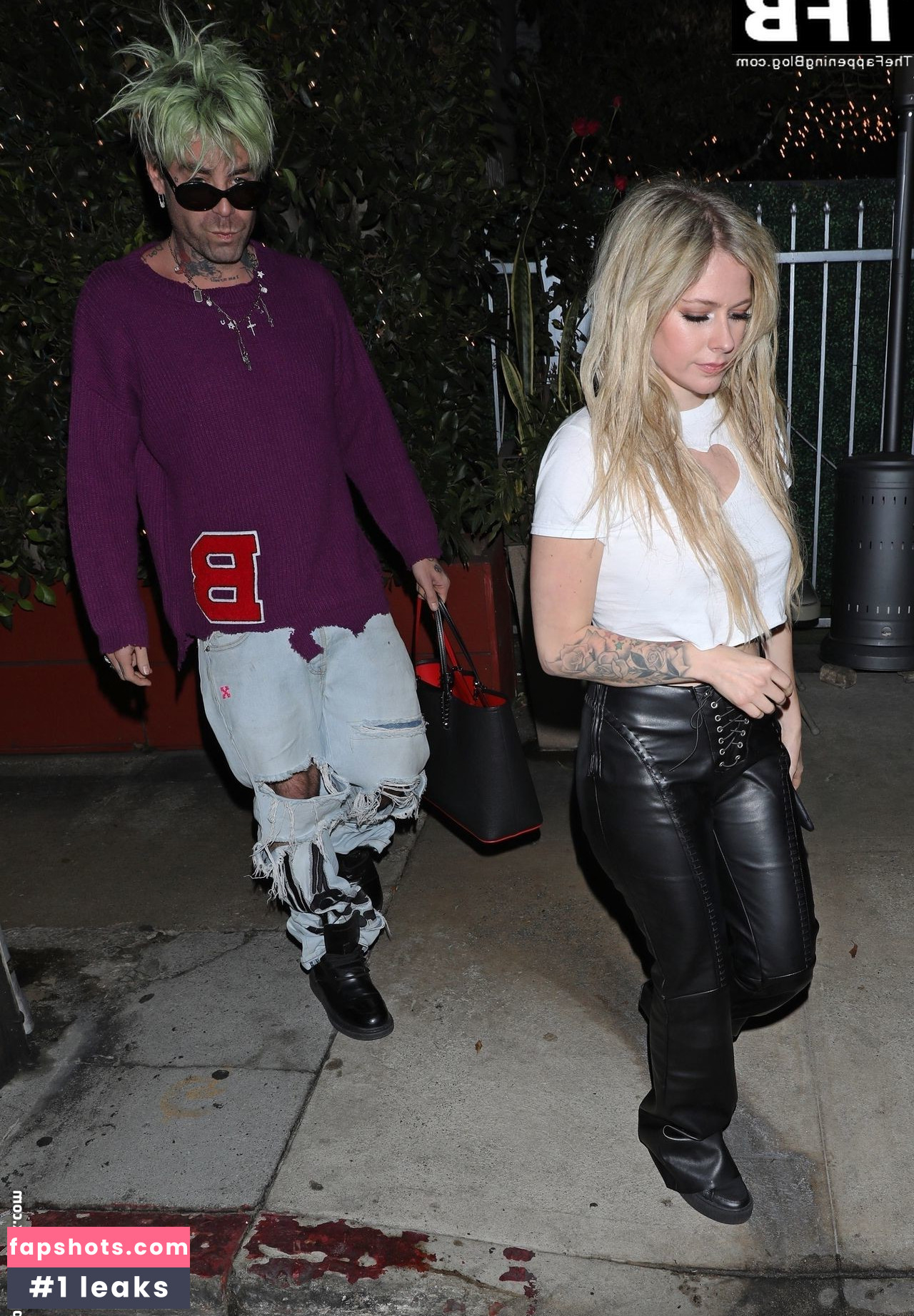 Avril Lavigne Nude Leaks OnlyFans Photos #516 - LeakJerk