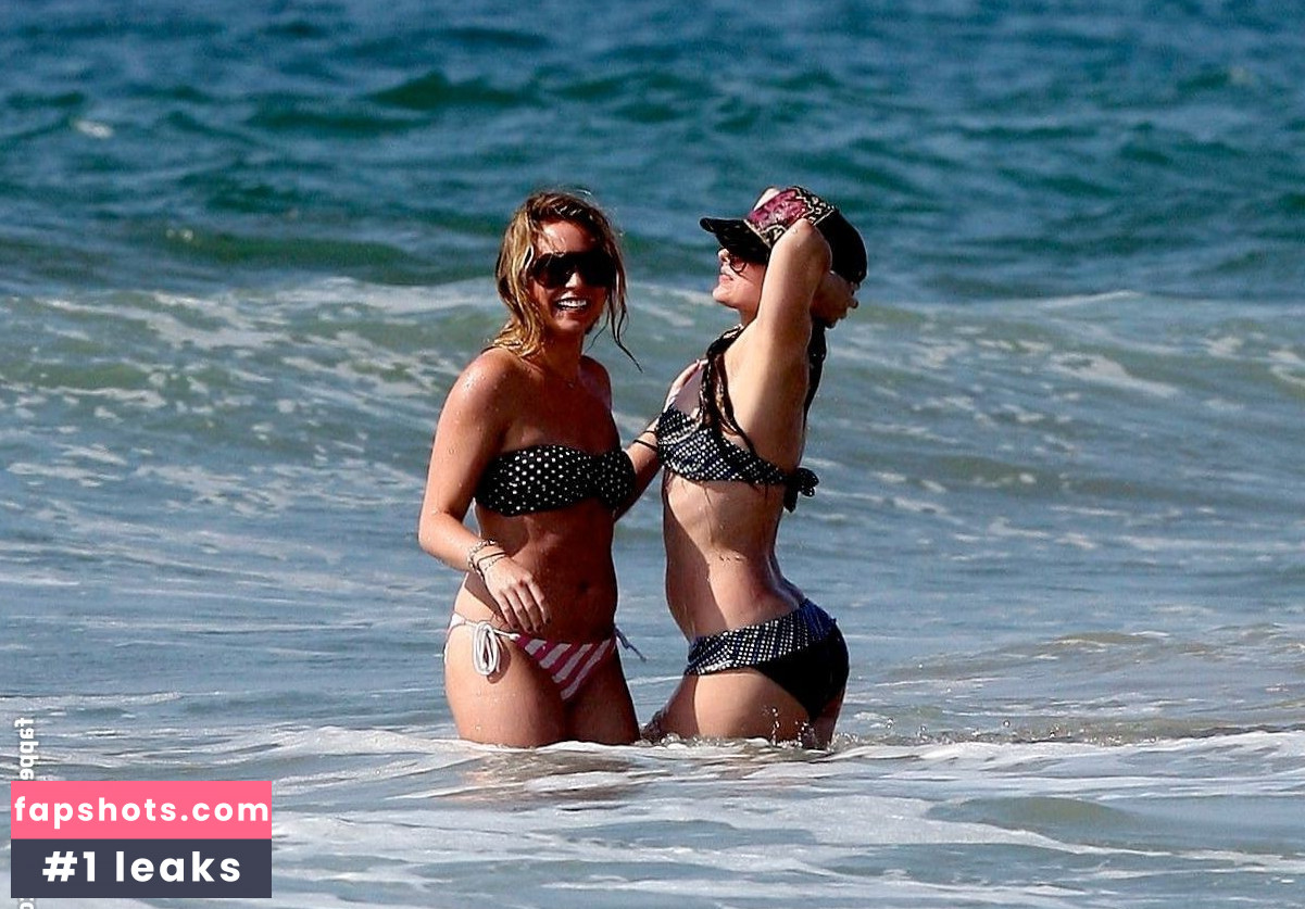 Avril Lavigne Nude Leaks OnlyFans Photos #582 - LeakJerk