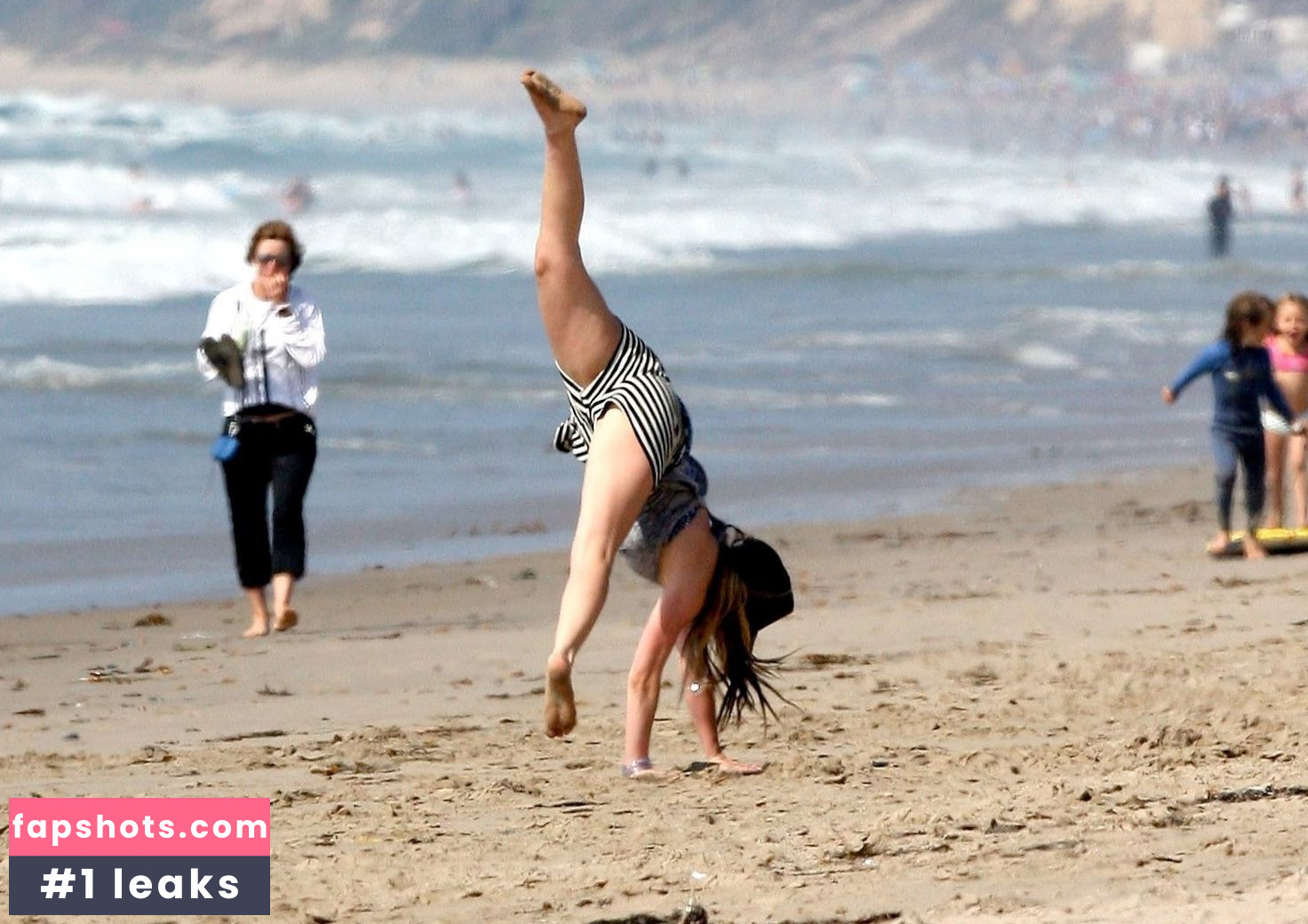 Avril Lavigne Nude Leaks OnlyFans Photos #589 - LeakJerk