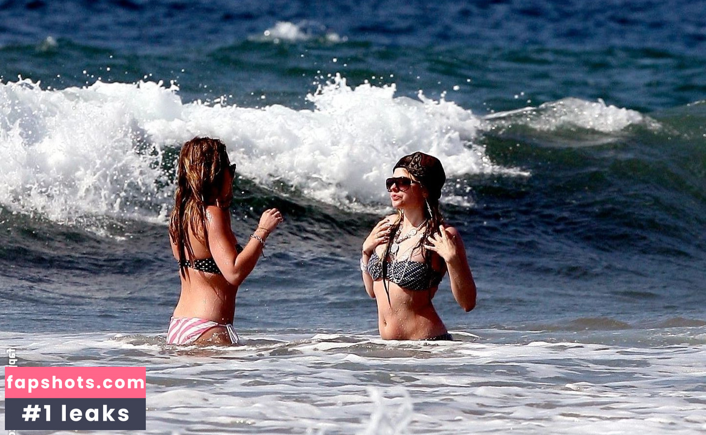 Avril Lavigne Nude Leaks OnlyFans Photos #595 - LeakJerk