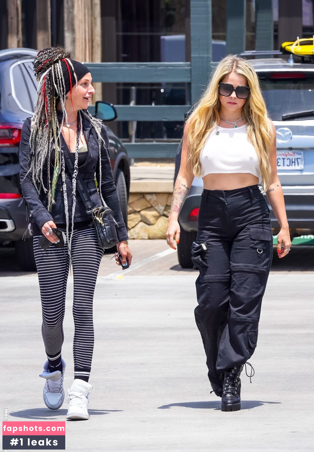 Avril Lavigne Nahé úniky fotek pouze od fanoušků #756 - Fapshots