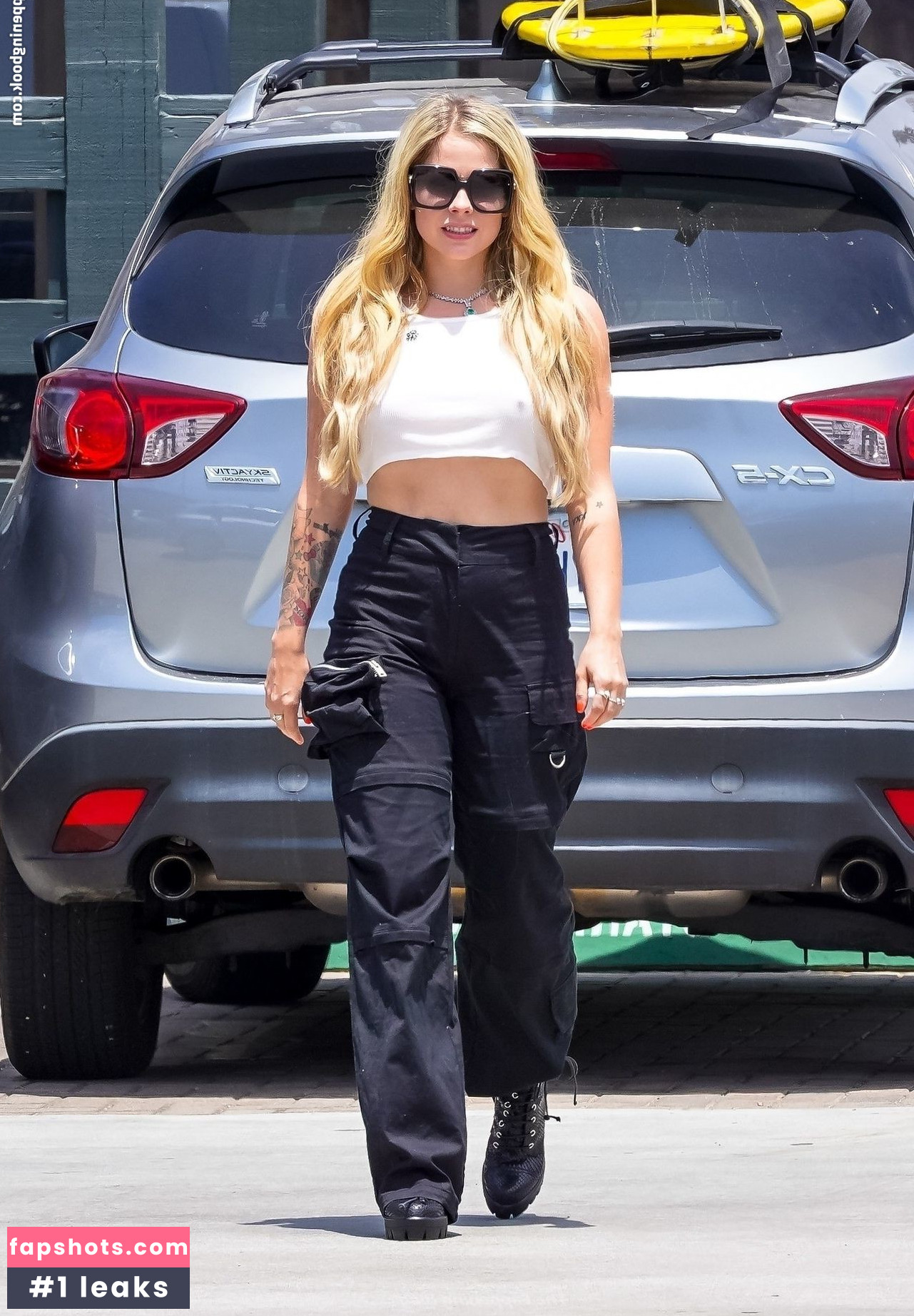 Avril Lavigne Nahé úniky fotek pouze od fanoušků #764 - Fapshots