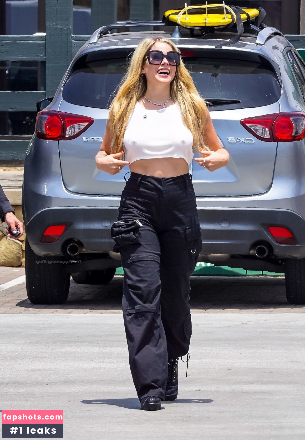 Avril Lavigne Nahé úniky fotek pouze od fanoušků #772 - Fapshots