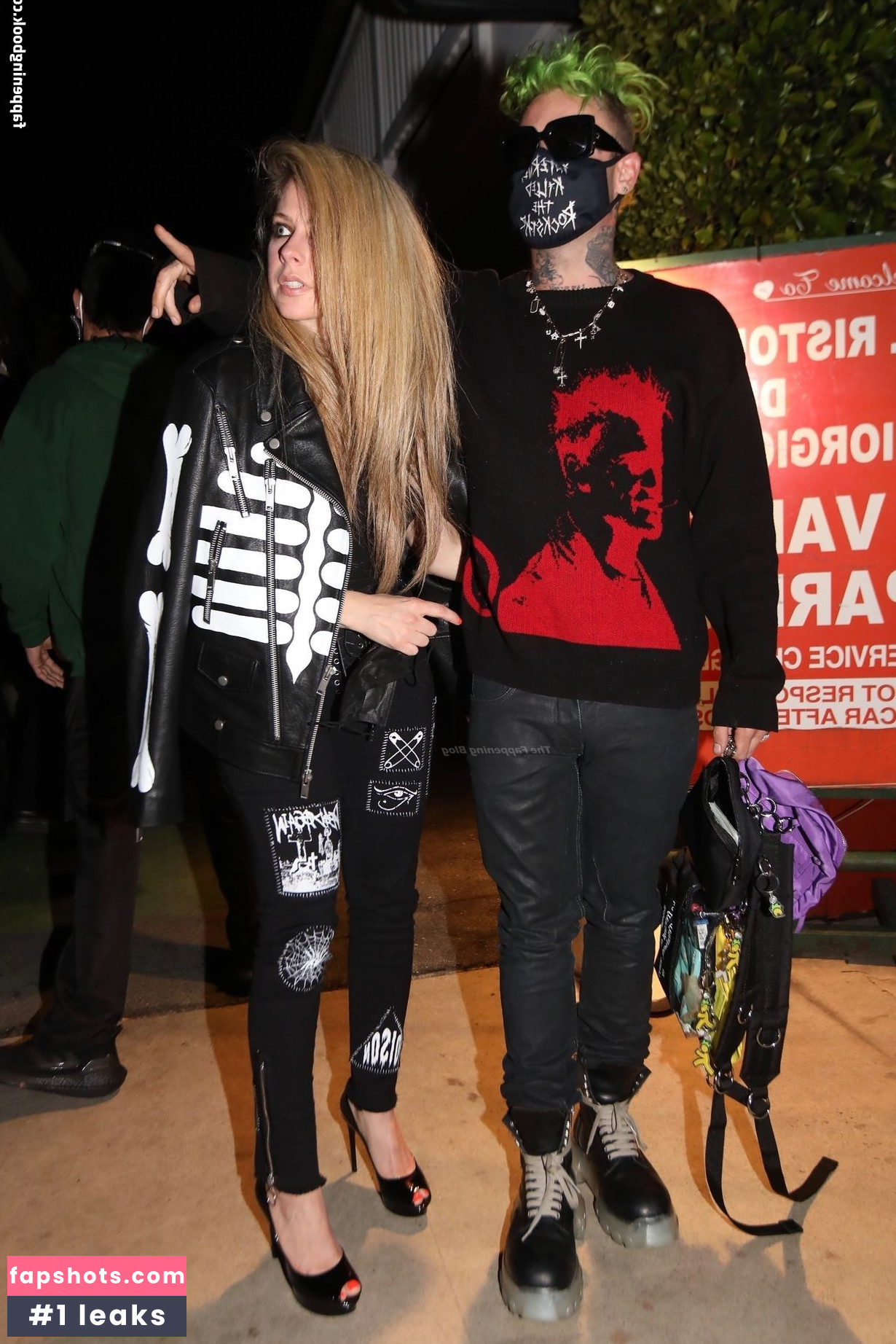 Avril Lavigne Nahé úniky fotek pouze od fanoušků #806 - Fapshots