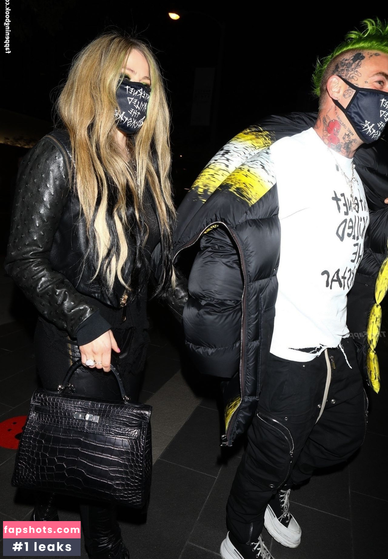 Avril Lavigne Nahé úniky fotek pouze od fanoušků #831 - Fapshots