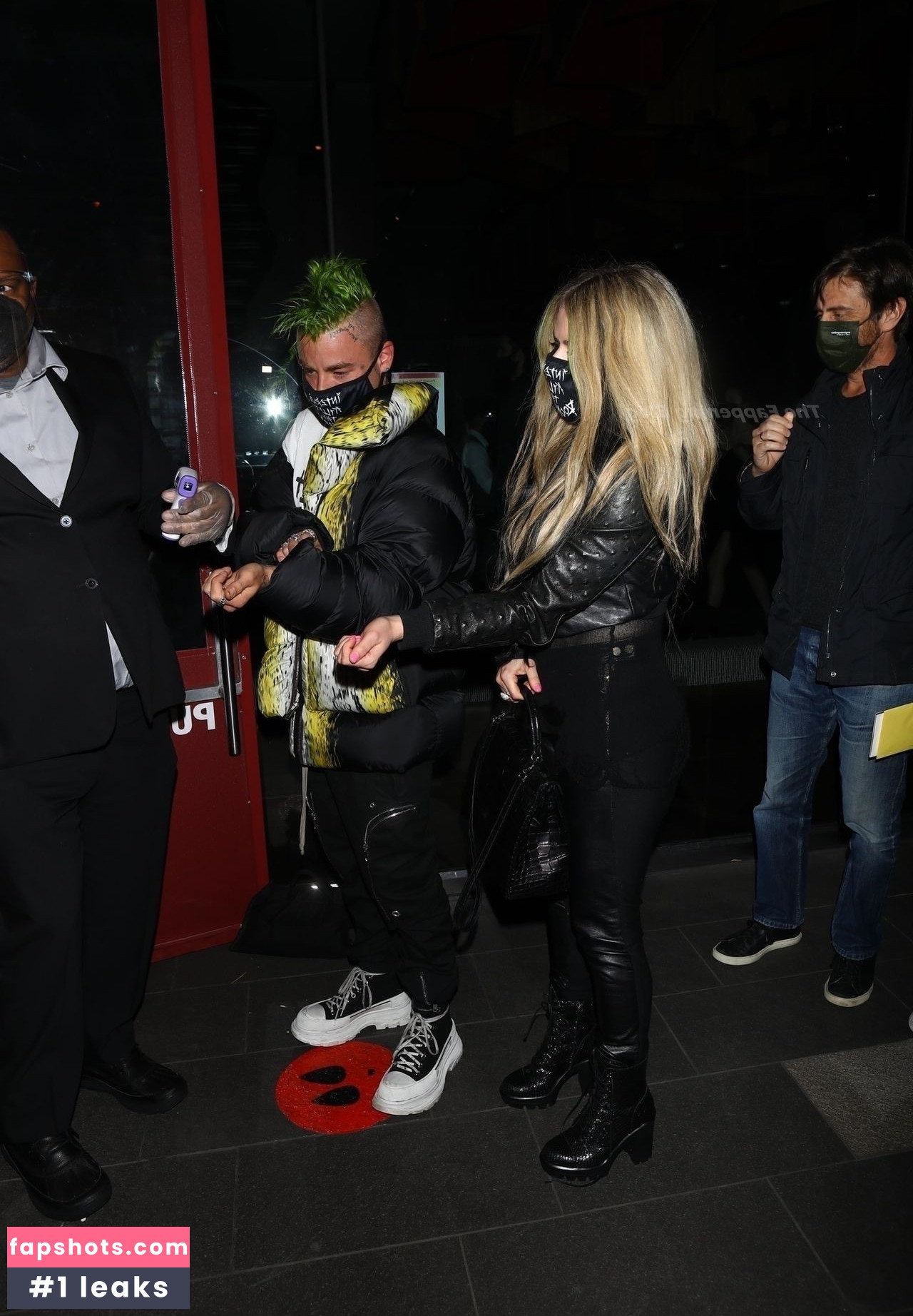 Avril Lavigne Nahé úniky fotek pouze od fanoušků #837 - Fapshots